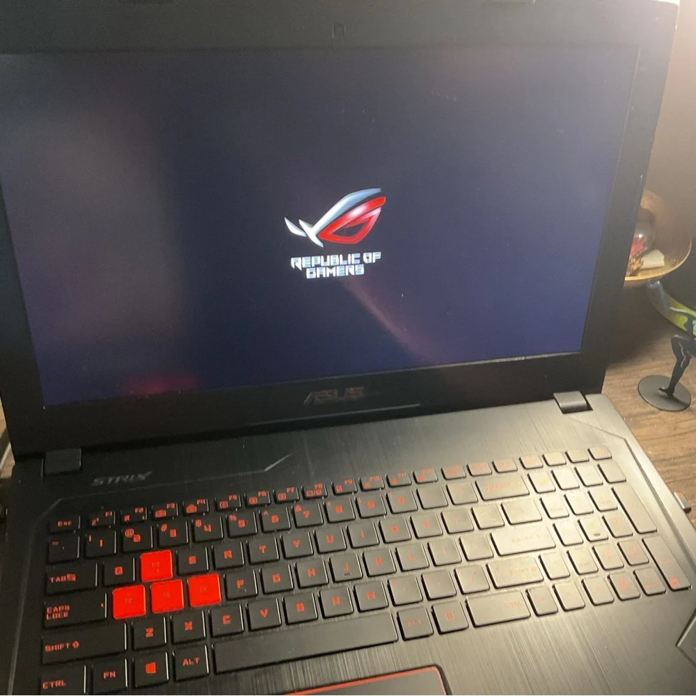 ASUS Gaming Laptop - Black with Red Accents *needs new Battery *